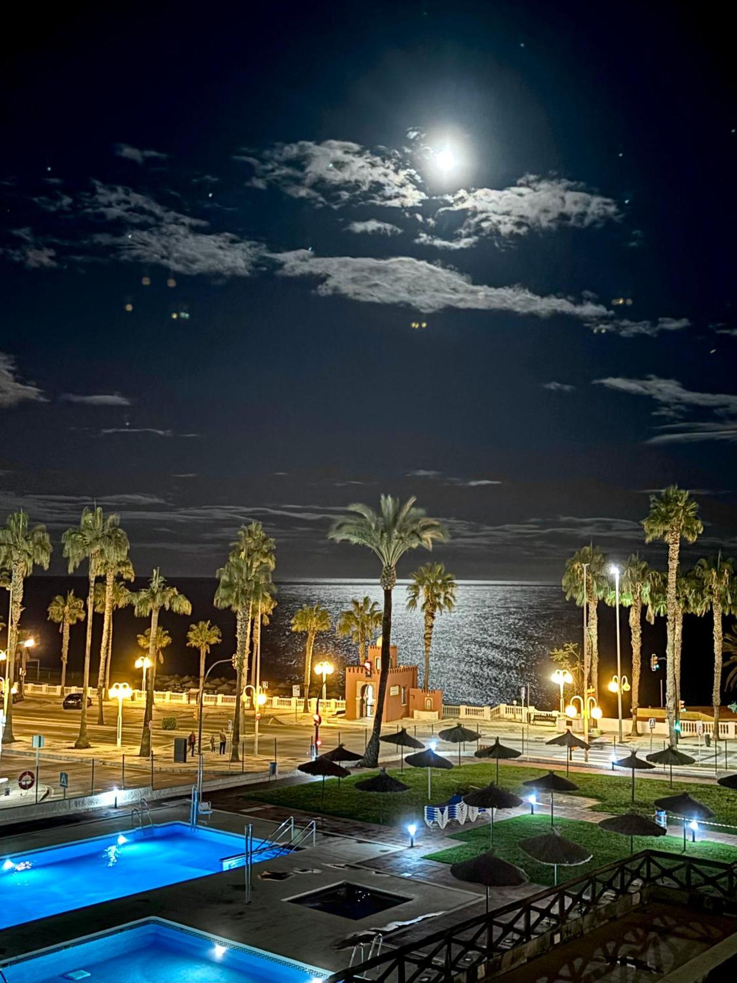 Ferienwohnung Aloha Playa Vistas Al Mar Benalmádena Exterior foto